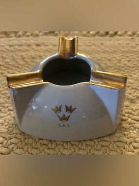 Vintage Porcelain Arabia of Finland Ashtray Designed for Swedish American Line